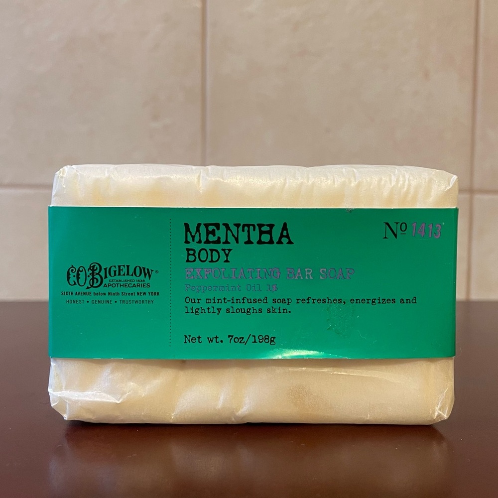 NEW C.O. BIGELOW MENTHA BODY EXFOLIATING BAR SOAP Peppermint Oil Mint Bath 7 oz